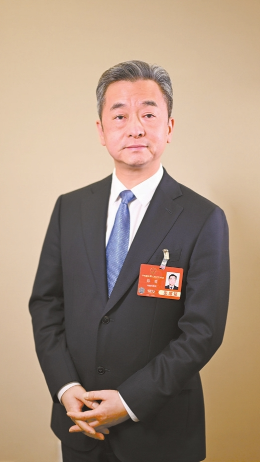 【全国两会访谈】全国人大代表陈竞：继续奋力书写新时代高标准的“山乡巨变”