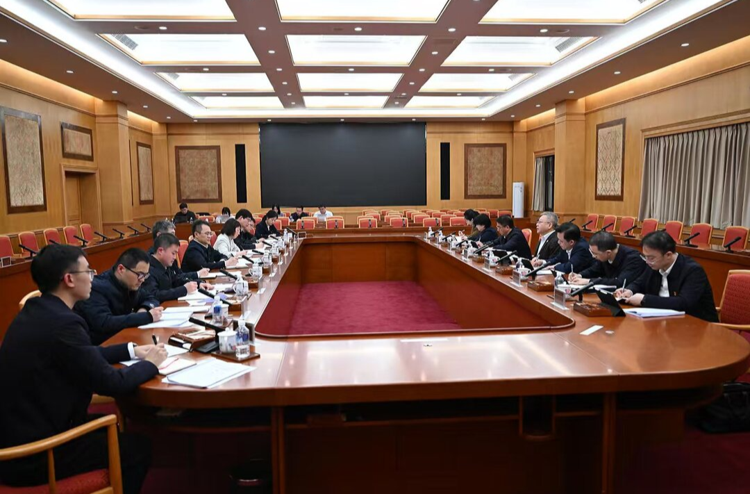 沈晓明参加省委办公厅秘书一处党支部组织生活会