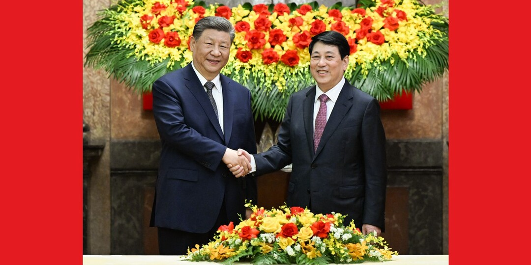 习近平会见越南国家主席梁强