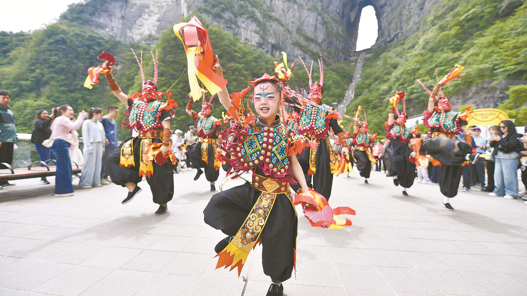 火辣“五一” “湘味”狂欢