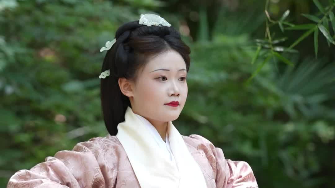 马王堆健身操①汉服小姐姐带你解锁导引术·龙登，顺气！