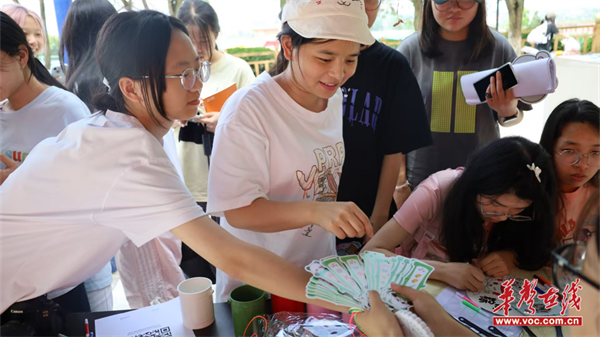 让传统文化绽放时代光彩 湖南环境生物职院举办端午文化体验活动
