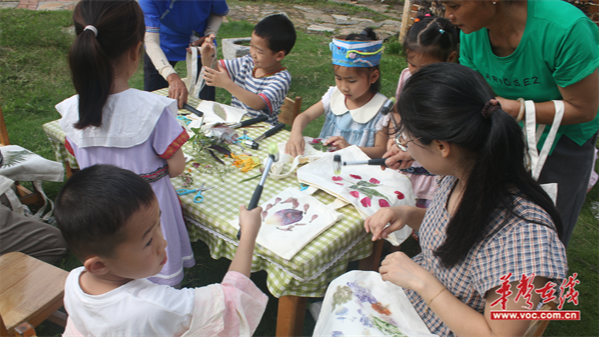 兰溪瑶族乡中心幼儿园：童心探非遗 小手传文化