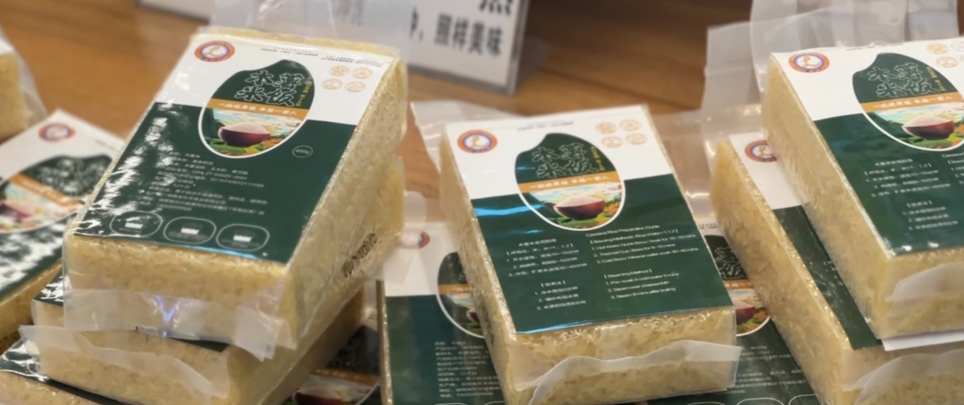 非洲小哥寻家乡好物①│一粒木薯从非洲主食到中国餐桌的跨洋“变形记”