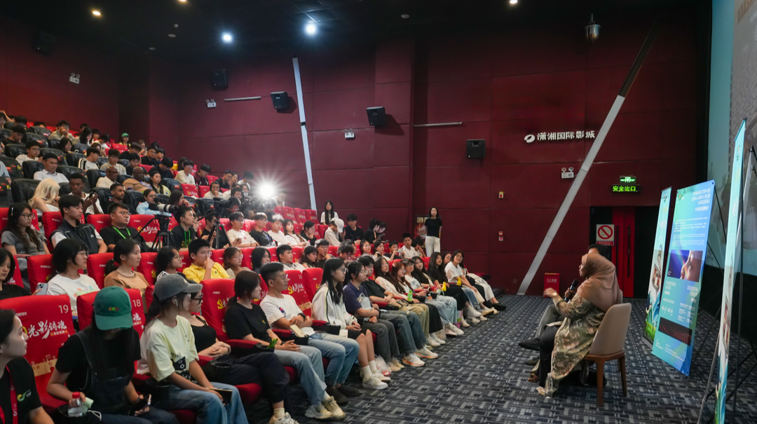 《掘墓人的妻子》展映长沙：用光影描绘索马里新印象