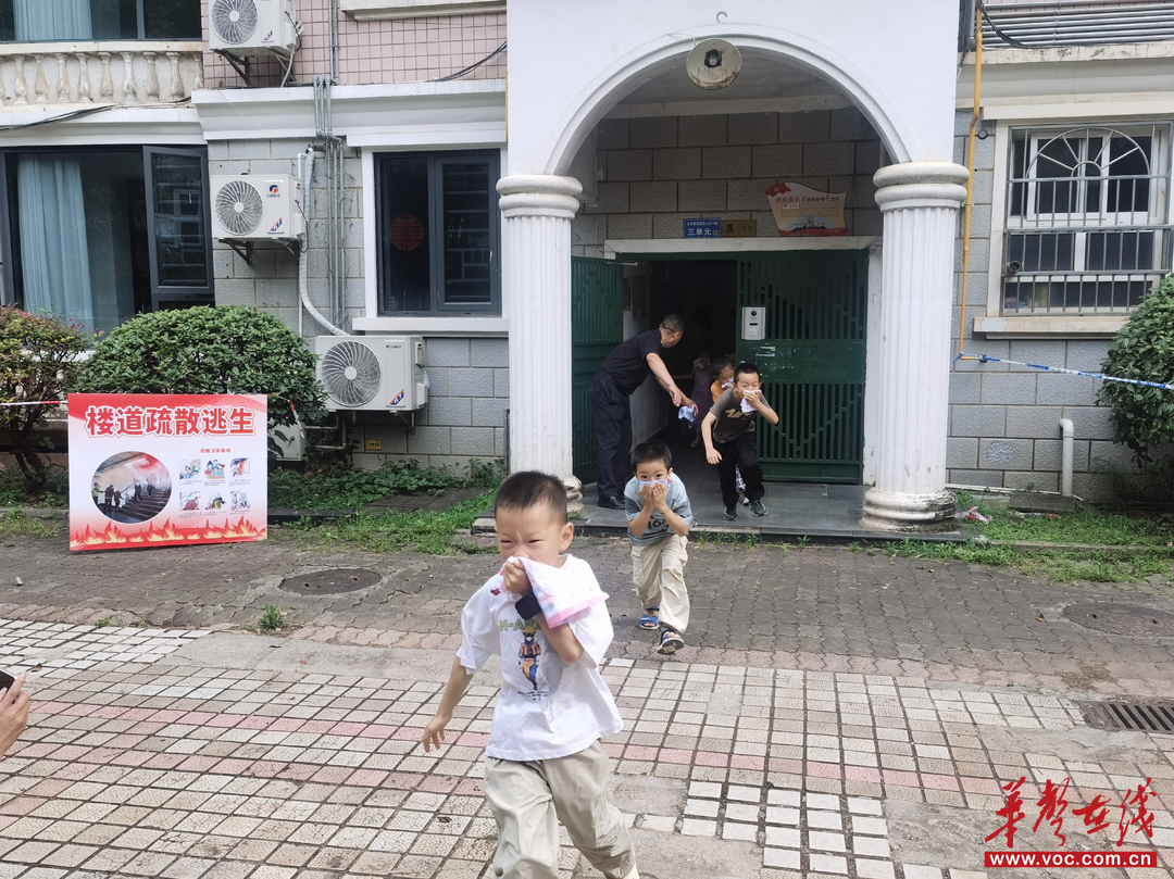芙蓉区德政园社区：党建引领筑牢“防火墙” 芙蓉夜话守护“烟火气”