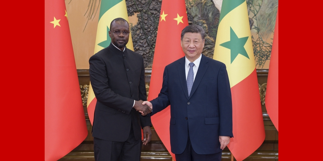 习近平会见塞内加尔总理松科