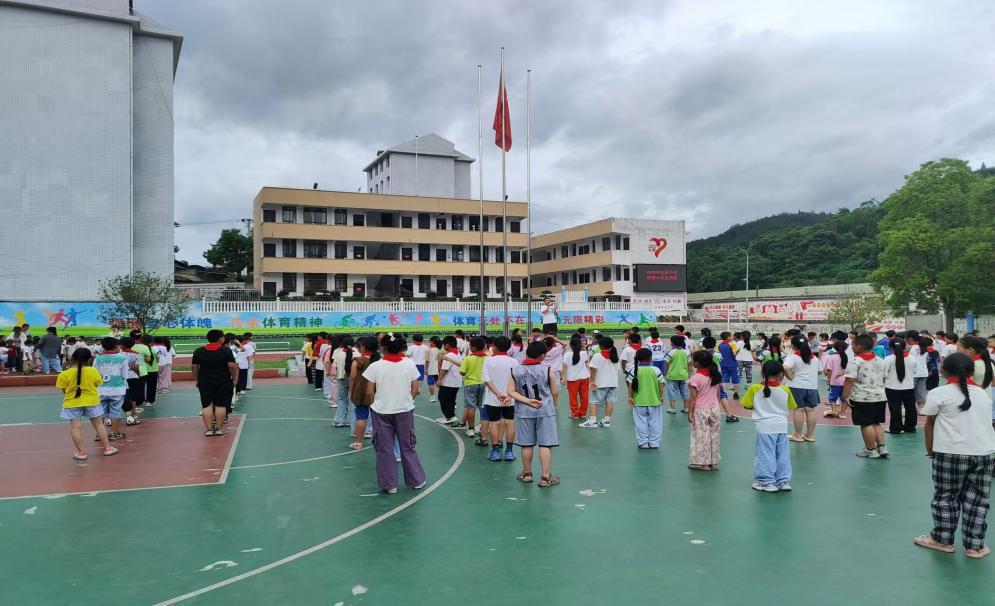 上江圩镇：防溺水知识进校园 筑牢安全“防护堤”