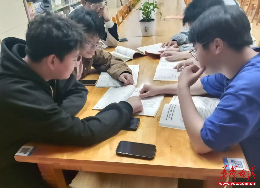 湘信学子谢嘉伦：青春在奉献中绽放光芒