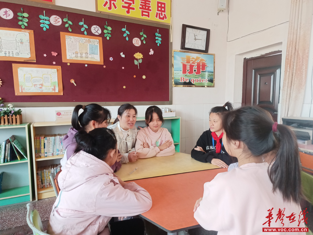 坚守教育初心 谱写育人华章——记双峰县大三学校副校长朱自归