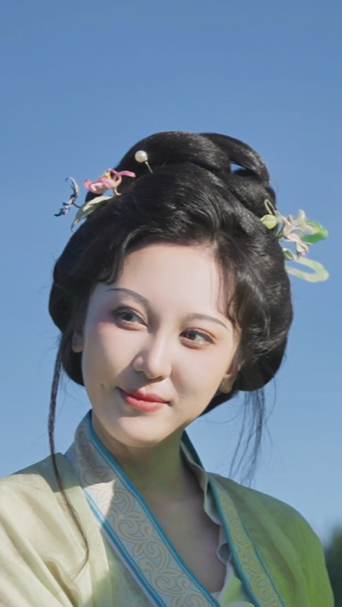 嘉詩說聯(lián)丨荷香入聯(lián)韻自長