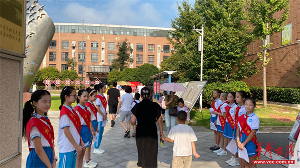 开学季|强国有我 筑梦启航 天易金霞小学2025年秋季开学礼氛围温馨热烈