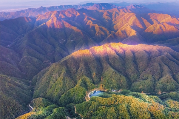 千年瑤鄉的文明印記——探秘臨湘市龍窖山