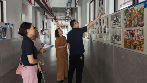 芦淞区督学团队深入株洲市二中枫溪学校小学部东校区开展优质均衡专项督查