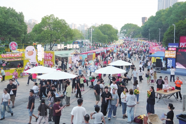 湘超帶火文旅消費(fèi)