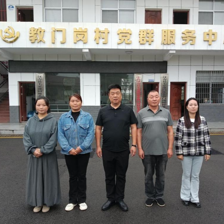 教门岗村各族群众守望相助一家亲