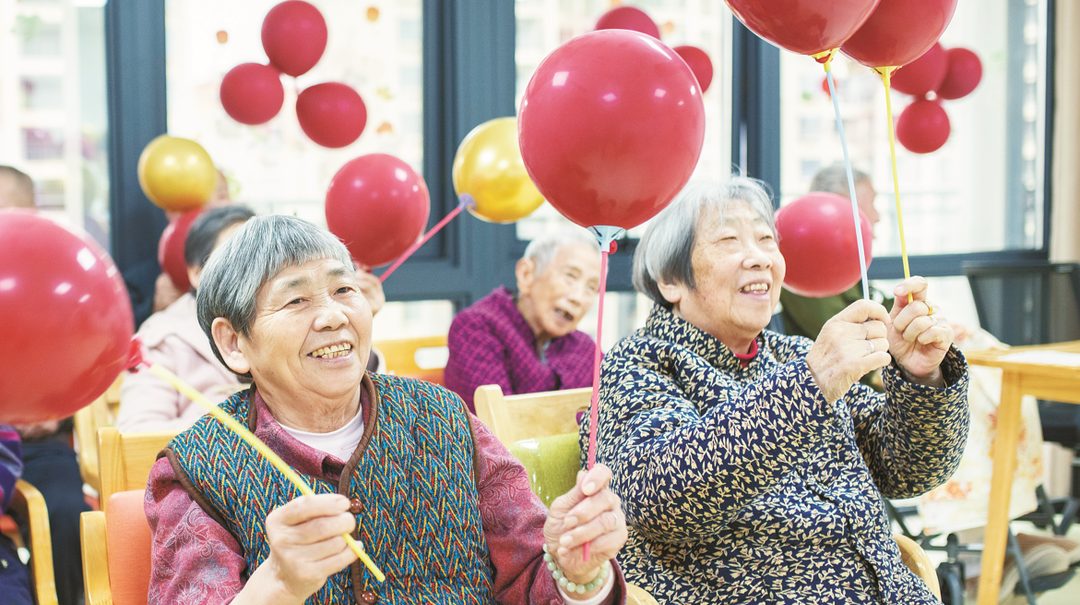 重陽敬老樂融融