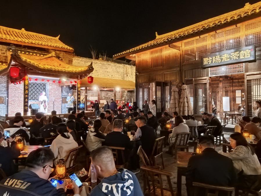 政企攜手千年古城茶香彌漫 5元一壺“圈粉”年輕游客