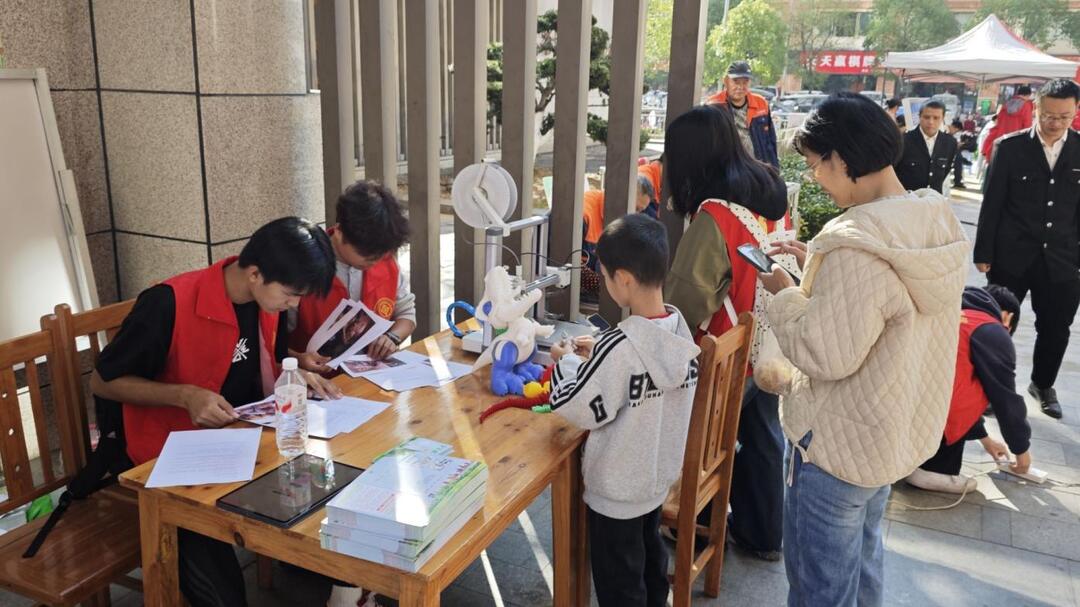 湖南有色金屬職院機電工程系進社區開展安全用電科普志愿活動