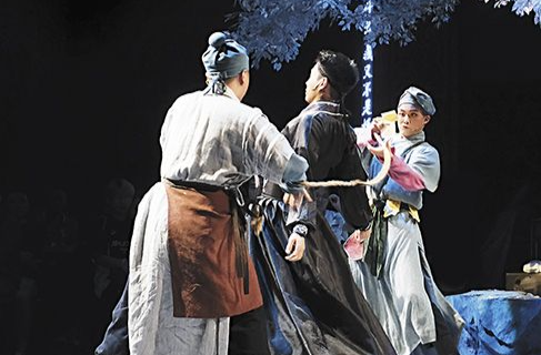 被臺上演員“抓包”后，我愛上了長沙的小劇場