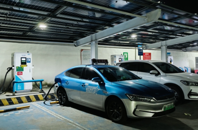 侃财邦丨新能源汽车下乡了，充电桩呢？