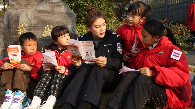 迎接國家憲法日 開展普法宣傳