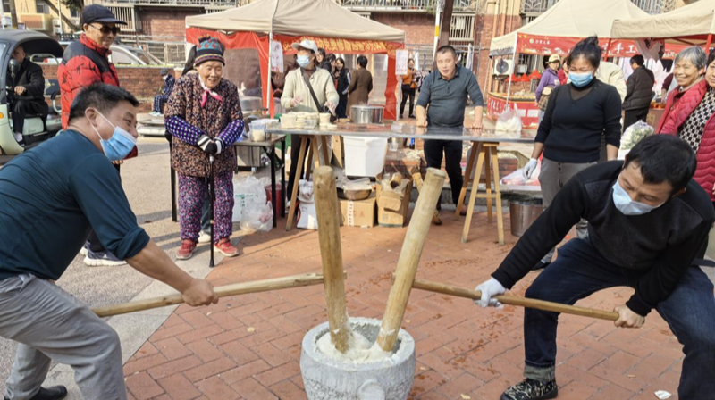 邻里“赶集”话家常 温情织就“和美网”