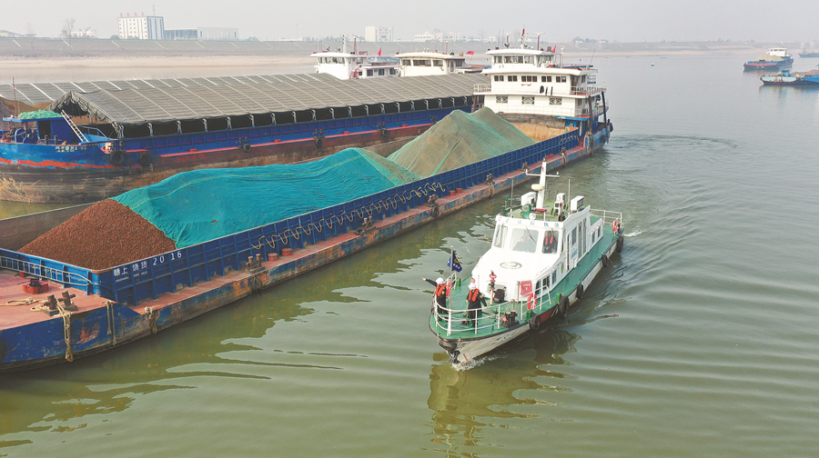 长沙交通执法全力战枯保畅