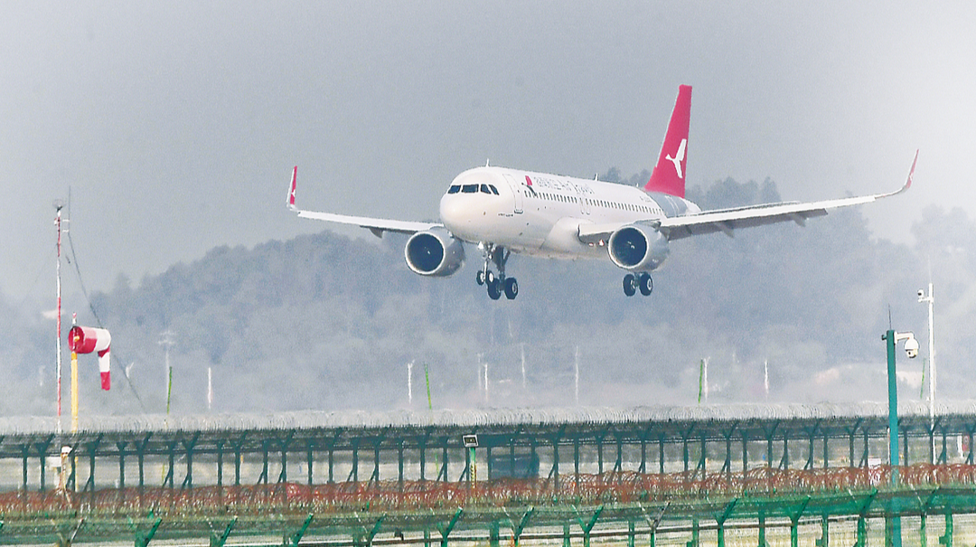 湖南航空迎来第十七架飞机