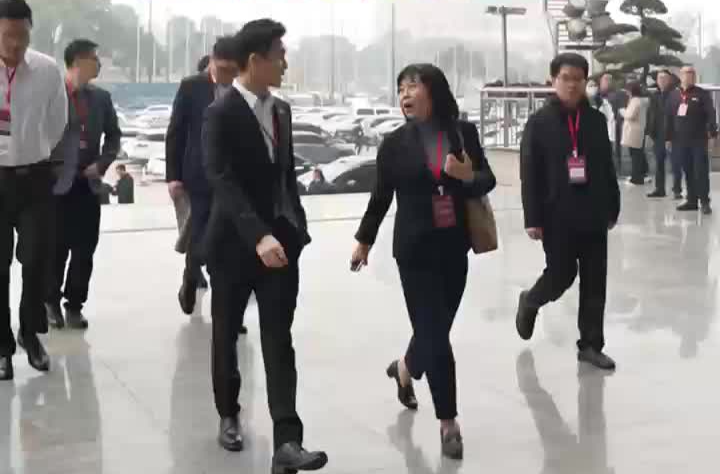 何猷君出席湖南旅博会：共同打造电竞界的“湘超”