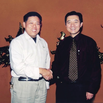 作家要像战士般战斗