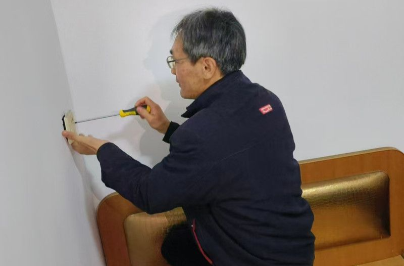 社區(qū)“旭哥”，“愛心電工”一當(dāng)就是17年！