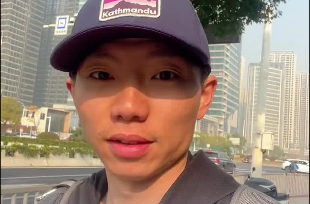 30小时跨国奔赴！永州小伙跨越山海泪洒湘超赛场：为了家乡荣耀，值