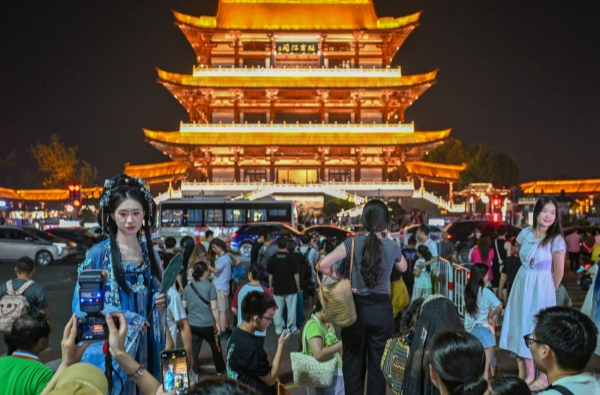 政府“宠粉”，网红地标更潮更青春