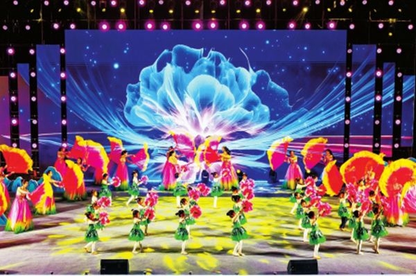 “村歌”展演 声动嘉禾