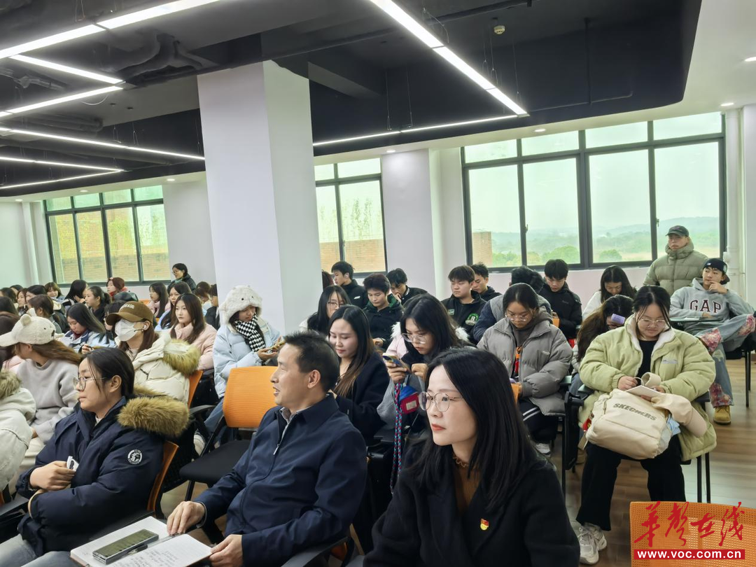 “洁癖”黎良武