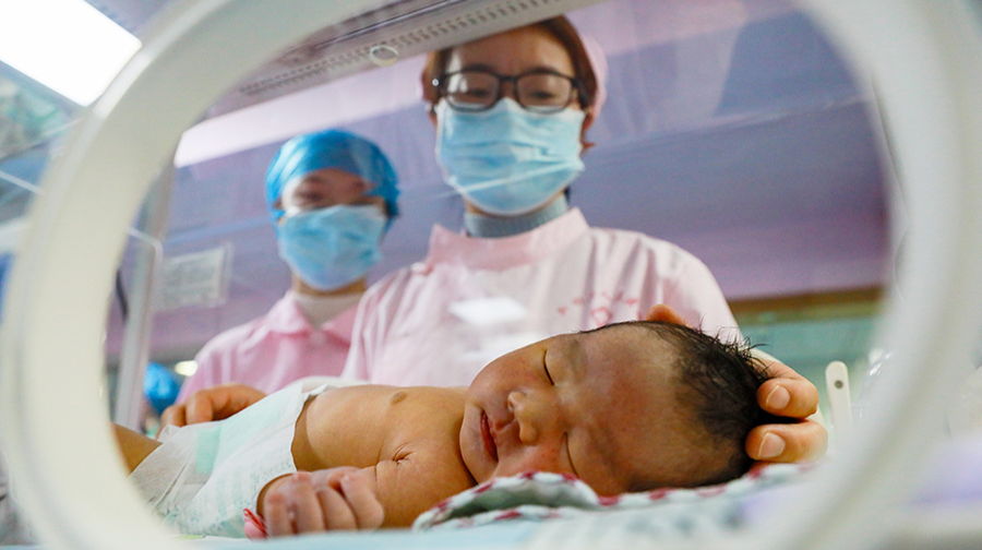 坚守岗位过元旦