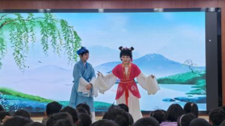 韶山市第一幼儿园开展沉浸式传统文化体验之旅