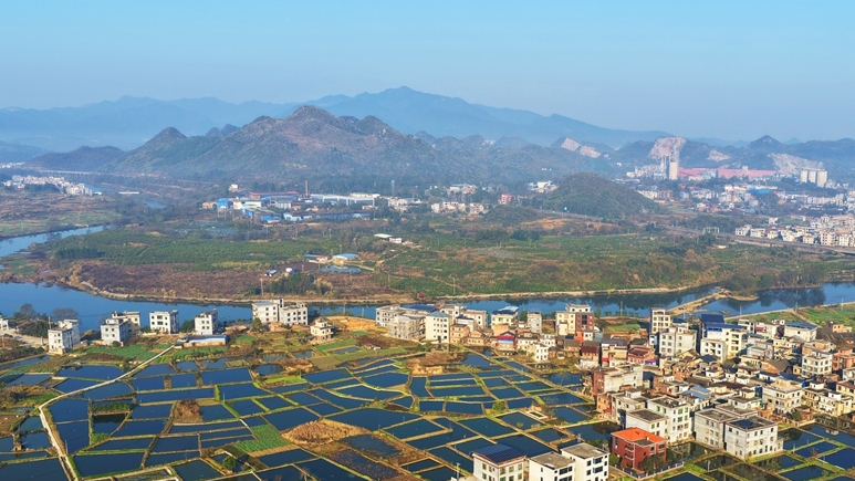 秀美渔村 养殖增收