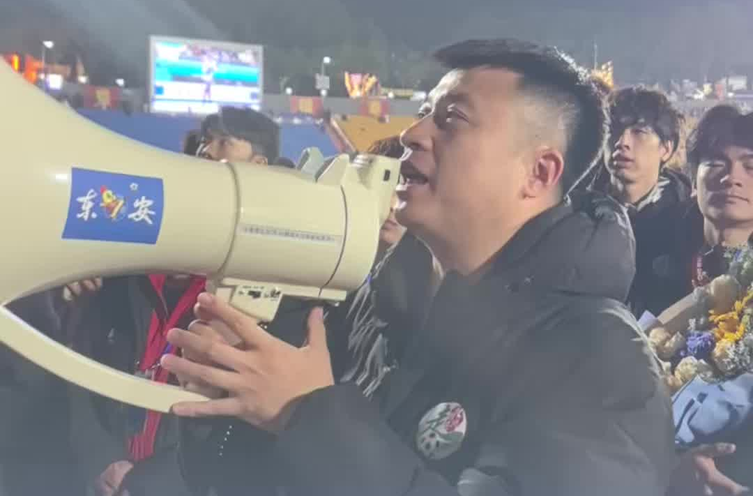 决赛落幕永州队摘银，主帅黄楚儒喊话球迷：别因失败离开