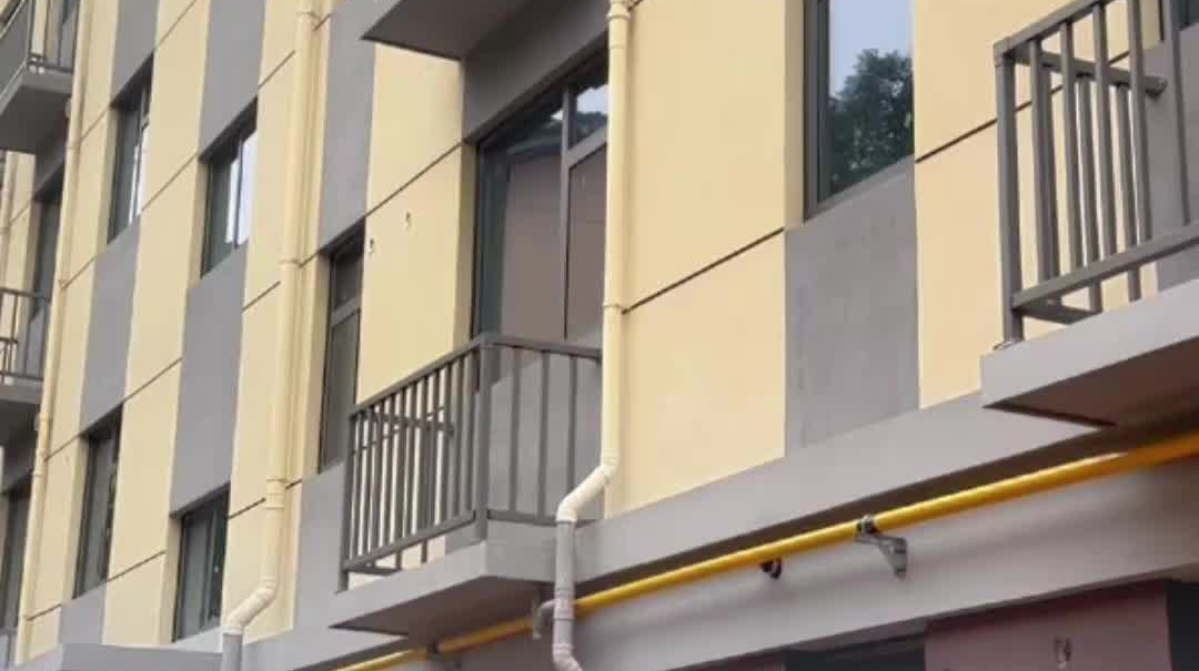 我家新变化丨危房一年&ldquo;长&rdquo;成新楼，彭爹爹的安居梦实现了