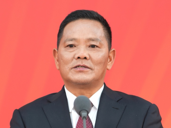 刘万云：以法治明是非，用情理暖人心