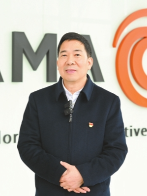 【人民的代表】全國人大代表歐云飛：鍛造“鋼鐵”實力 傳遞產(chǎn)業(yè)強音