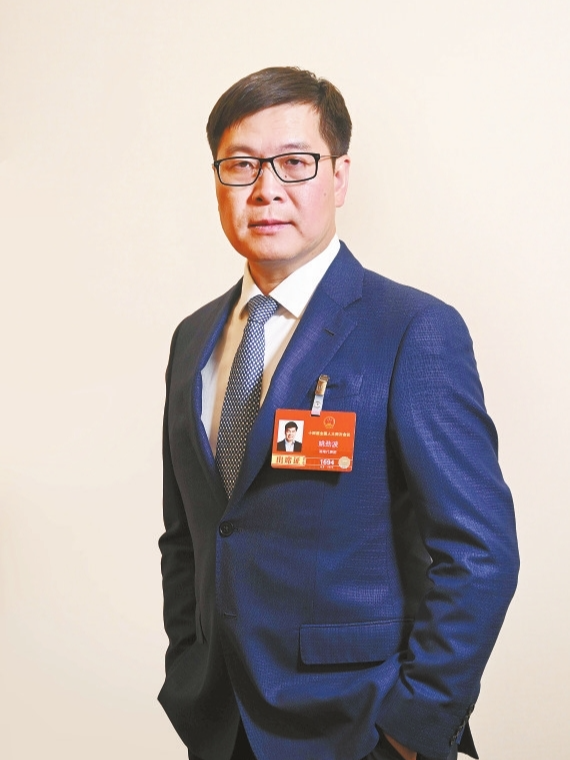 姚劲波：以全民AI素养培育提升高质量就业水平