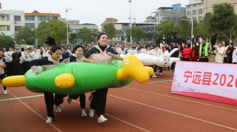 多彩活動迎“三八”國際婦女節