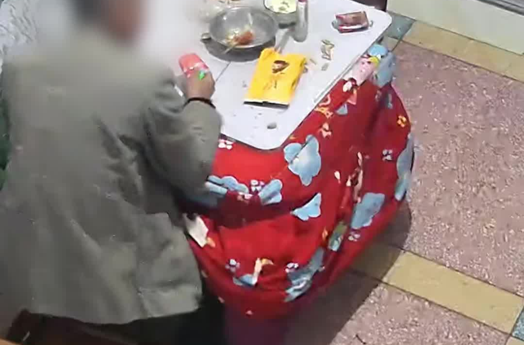 旅館內煤爐取暖引發火災，消防緊急救援