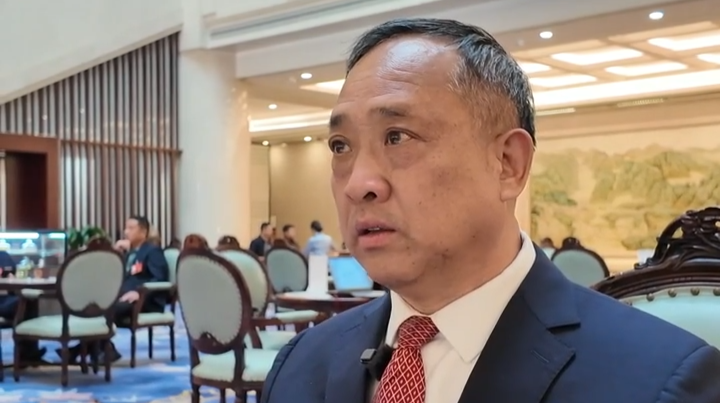 “鏡”看兩會 | 全國人大代表沈昌健發出春日邀約：3月11日來懷化賞七彩花海