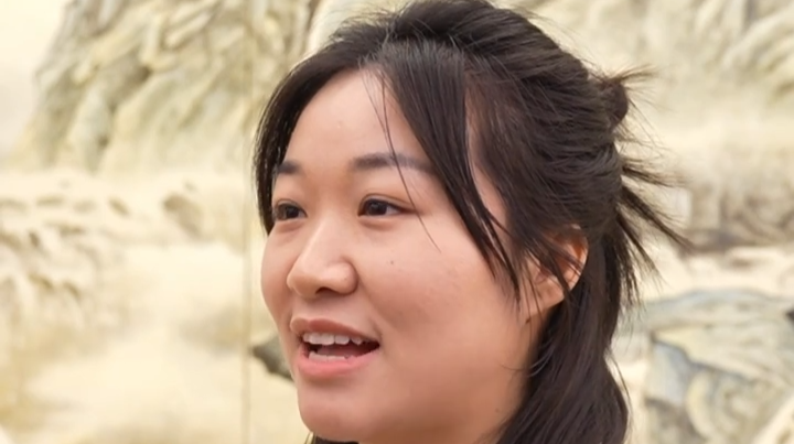 “鏡”看兩會 | 殘奧冠軍文曉燕：為國爭光，也為殘疾人兄弟姐妹發(fā)聲