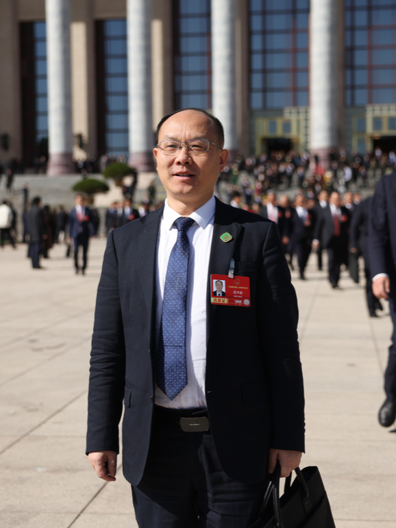 兩會之聲丨全國人大代表吳杰俊：“數智”賦能，推動糧食儲存實現“精細化保鮮”