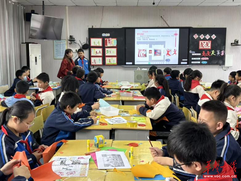 资阳区美术工作室赴益阳市实验小学开展磨课教研活动